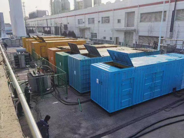 光泽380V和690V电压的电缆线相同吗？