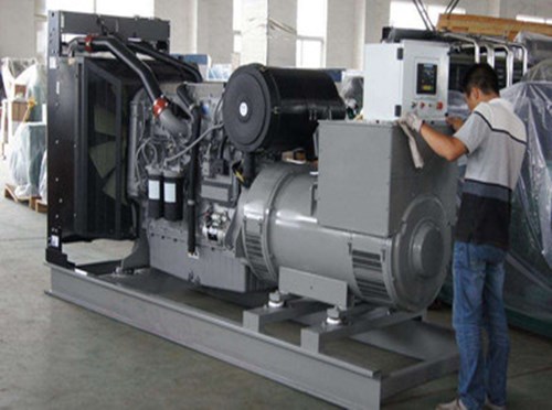 光泽柴油发电机组和储能设备配合使用的案例