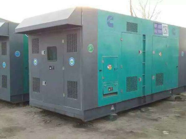 光泽合同中关于工期延误的责任如何界定和处理？